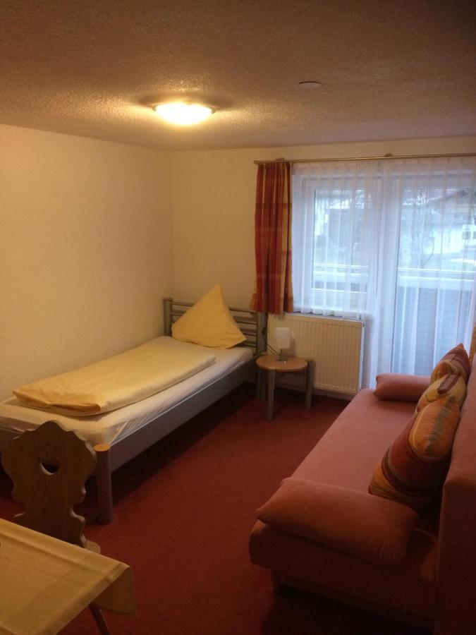 Holzgauerhof Bed & Breakfast ภายนอก รูปภาพ