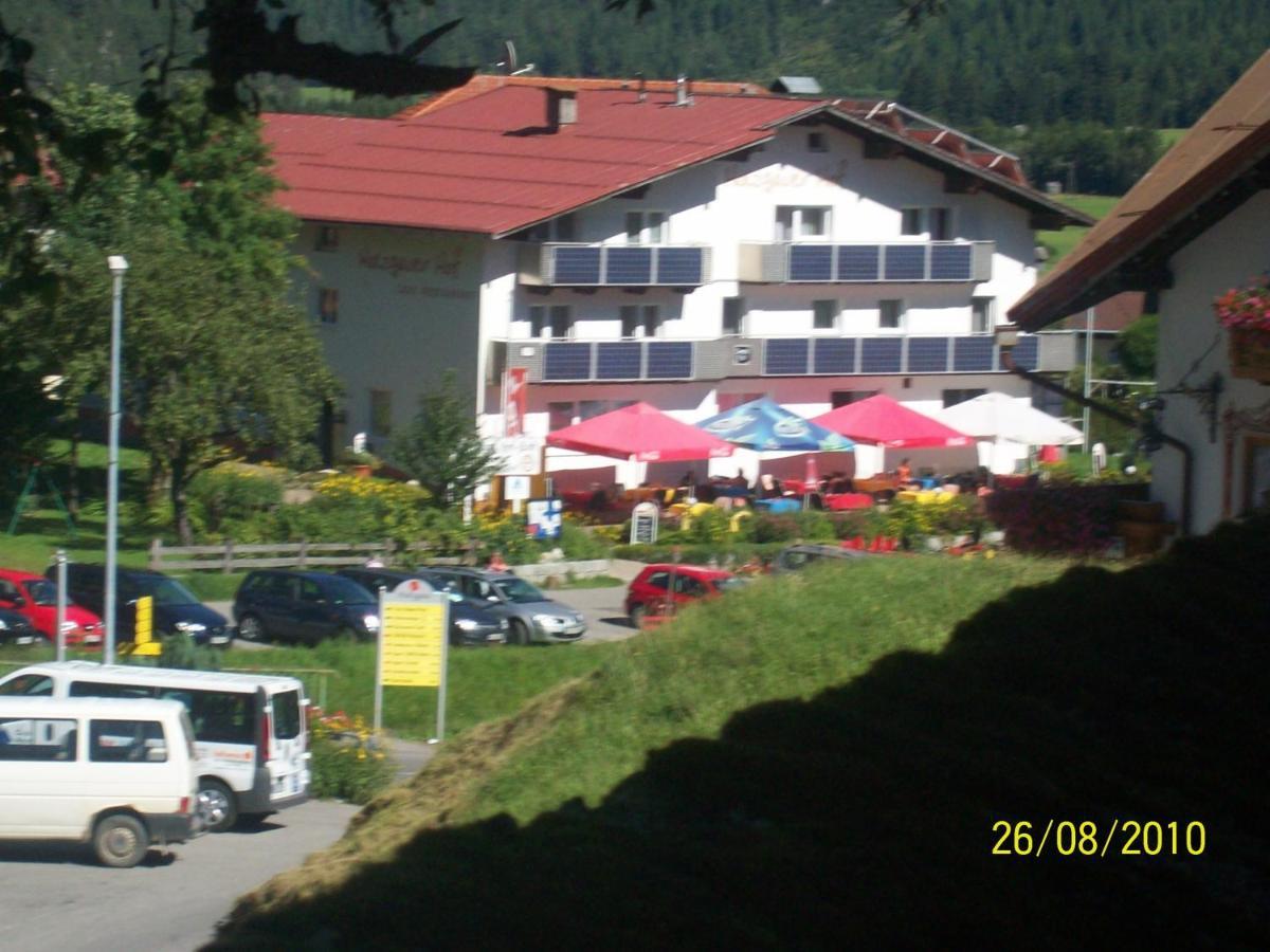 Holzgauerhof Bed & Breakfast ภายนอก รูปภาพ