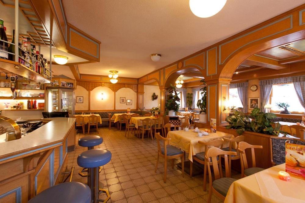 Holzgauerhof Bed & Breakfast ภายนอก รูปภาพ